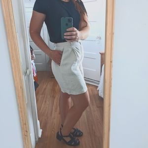 Linen high-waisted vintage shorts, Size 12